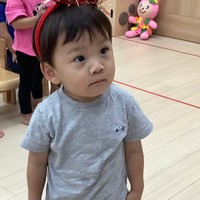 次第に二重がハッキリしだした息子の様子/ Yuさん（@u_oqlo）提供