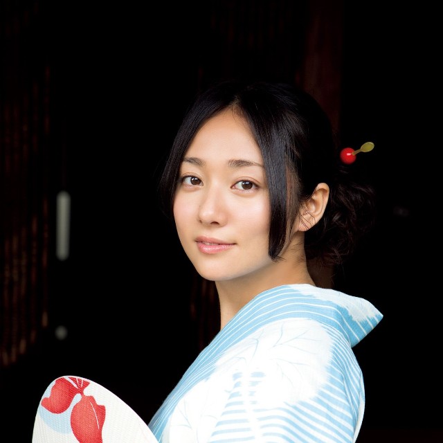 木村文乃 ファースト写真集 『ふみの』より