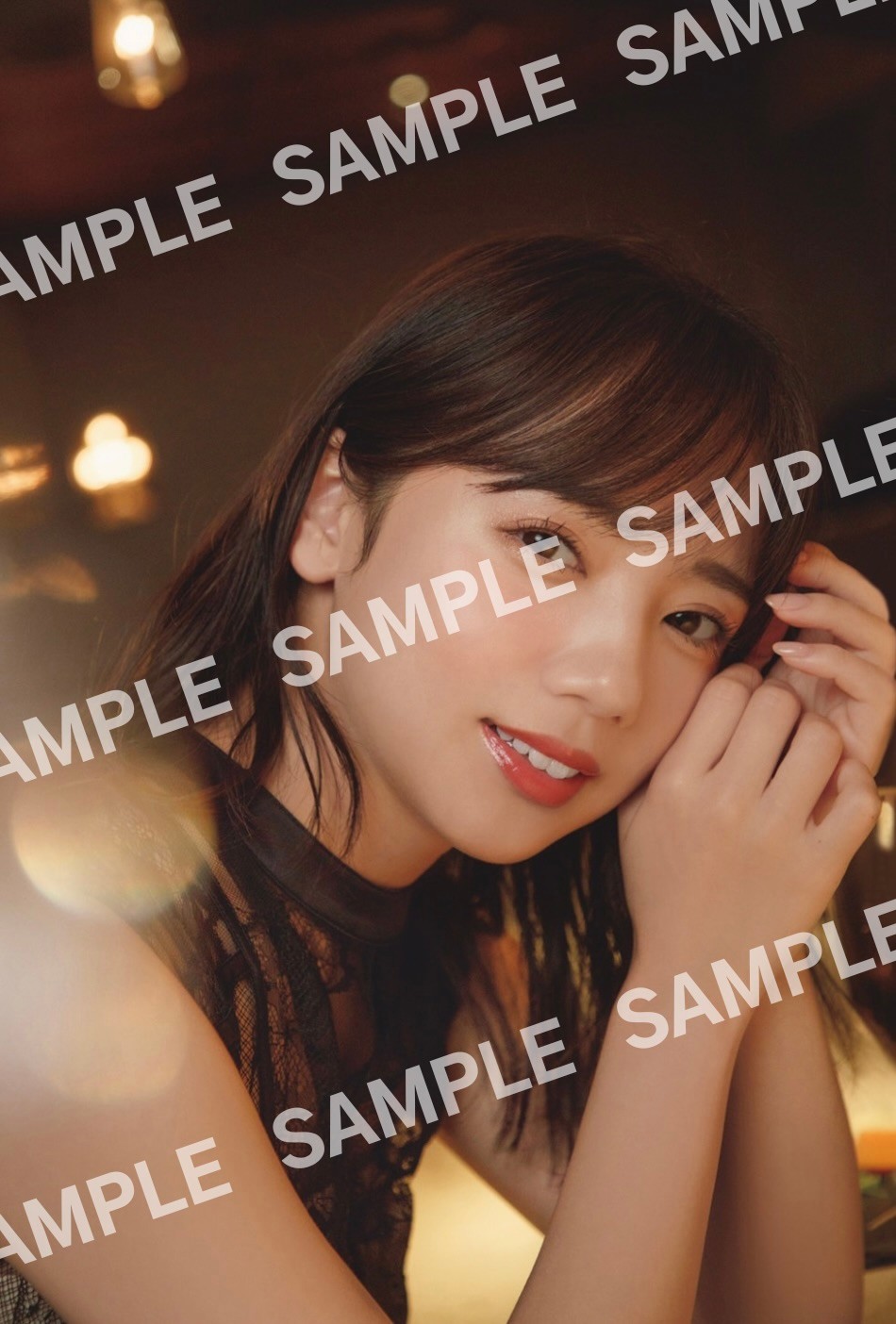 日向坂46・新センター齋藤京子がキュートなサンタルックを披露