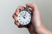 たった3秒で結べる！※画像はイメージです（Gina Sanders/stock.adobe.com）