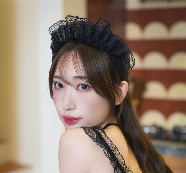 原かれん1st写真集「どストライク」（C）KADOKAWA　PHOTO／田中智久より