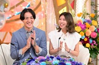 18年来のマブダチから交際0日で結婚したカップル©ABCテレビ