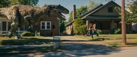 「オークストリートの異変」©2025 Warner Bros. Ent. All Rights Reserved