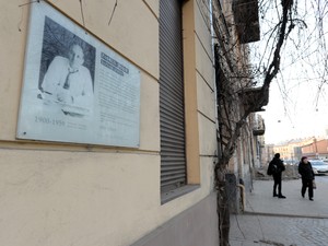 世界が失いつつあるものは　痛みとともに思い起こすとき