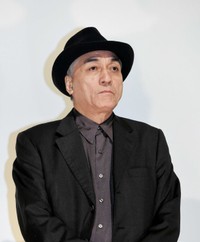 遠藤賢司さんの七回忌公演に出演するシンガー・ソングライターの友川カズキ。画家、競輪評論家としても知られる