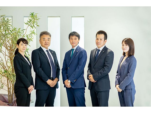 191703 税理士法人吉井財務研究所3 会議中