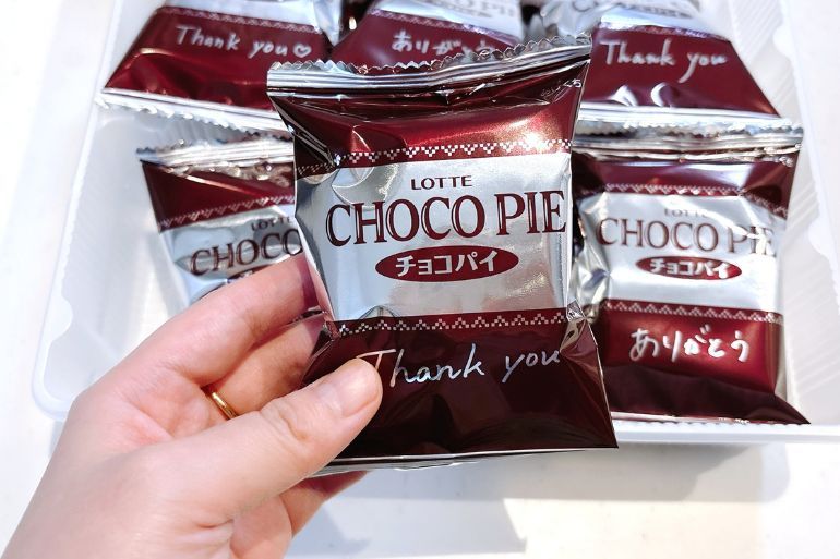 ギャラリー | こんな開け方があったのか！ チョコパイを「無傷で