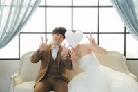 美人だと評判の年下妻（本人提供）