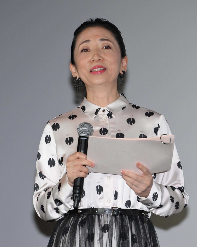 吉崎典子アナ＝2024年5月撮影
