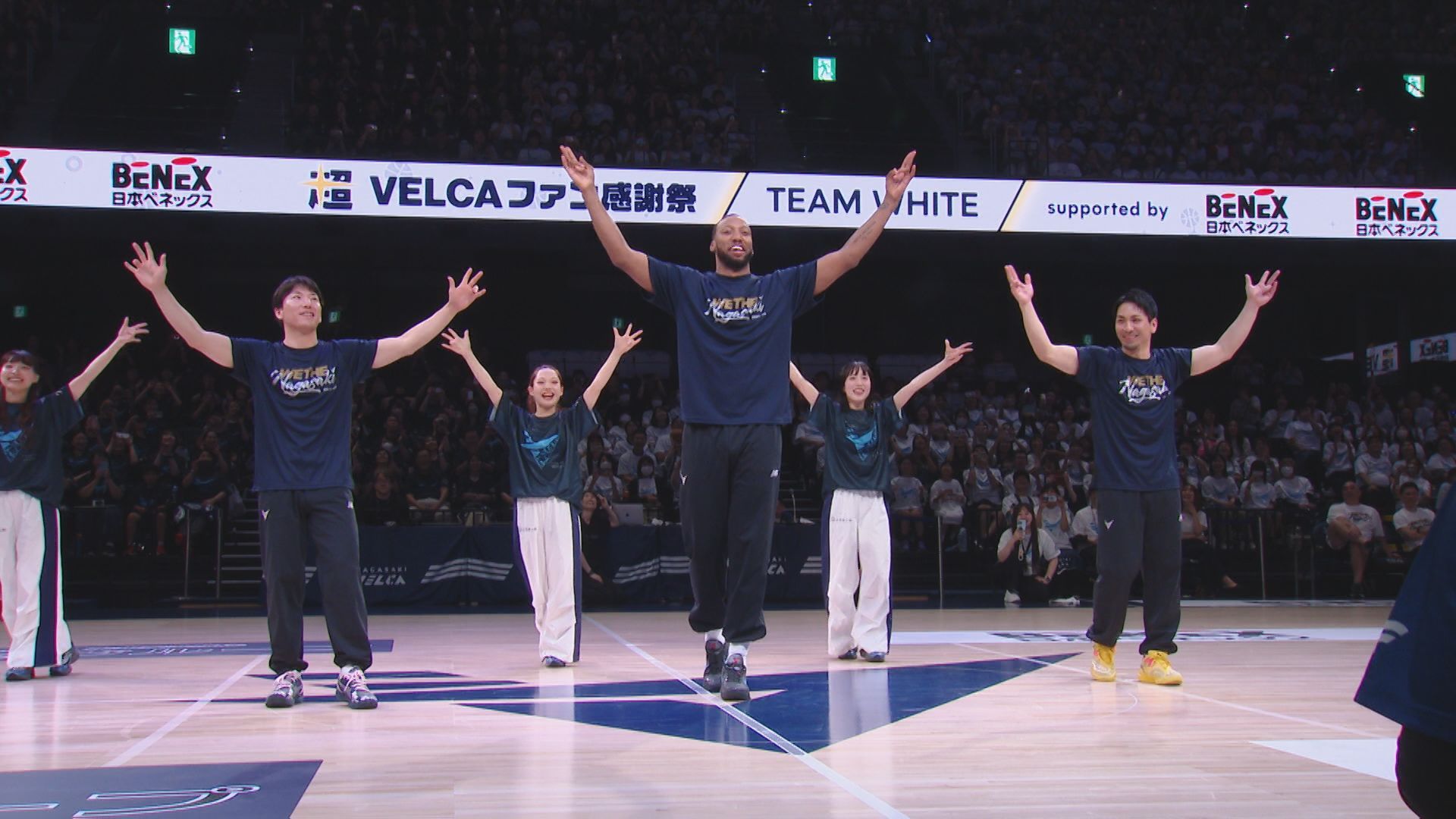 B1初優勝 喜びと感謝を分かち合う「超VELCAファン感謝祭