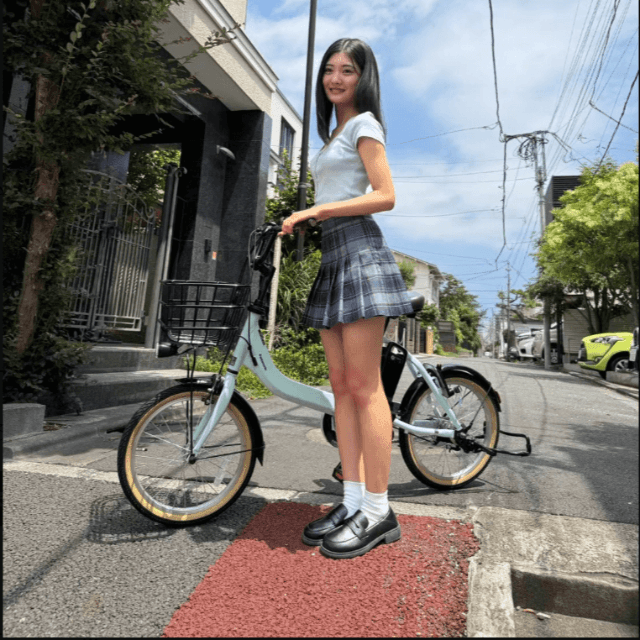 「FLASH」（26年9月15日発売号）に登場した舞香のオフショット　本人のX（@i_maika1121
）より