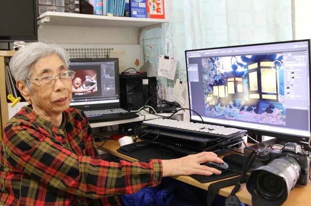 一眼レフカメラで撮影した写真を、パソコンの画像編集ソフトを駆使して独創的な平面作品に仕上げている瓜生さん