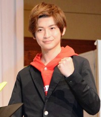 仮面ライダーゼロワンに出演する高橋文哉＝2019年