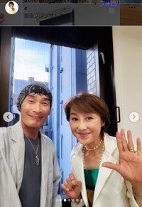 杉田あきひろ（左）とともに審査員を務めた北原佐和子＝杉田あきひろのインスタグラム＠akihirosugita_akihirovoiceより