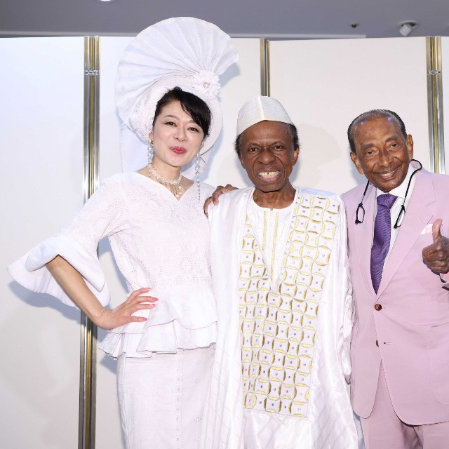 （左から）北山みつき、オスマン・サンコン、アントン・ウィッキー＝2026年