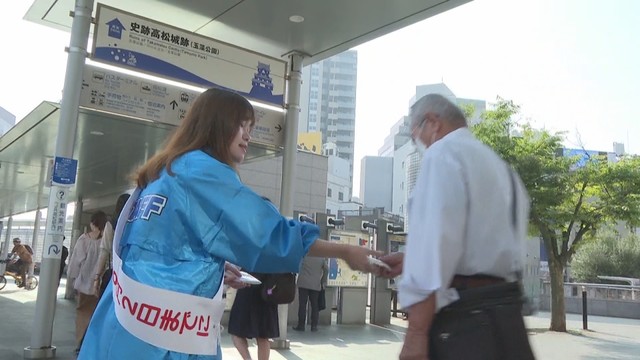 JR高松駅　午前8時ごろ