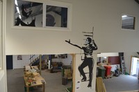 バルドレス刑務所の壁に描かれたグラフィティアート