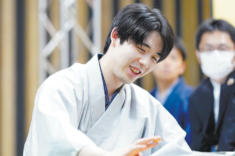 藤井聡太さん、名人戦4連覇 ｜ 朝日小学生新聞 | 朝日中高生新聞