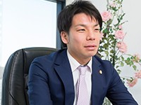 小林 優介