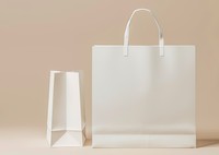 ピッタリサイズの紙袋が見つからない…ということはありませんか？※画像はAIが作成したイメージです（Khalida/stock.adobe.com）