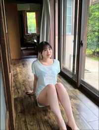 「FLASH」（26年7月7日発売号）に登場した林美希のオフショット　本人のX（@hayashi_homare）より
