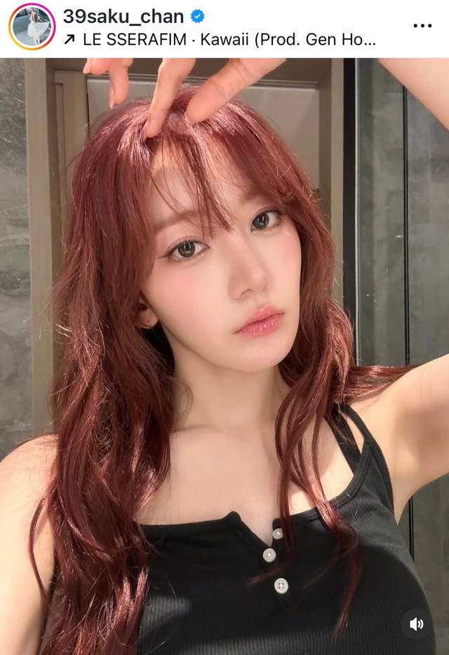 （宮脇咲良公式インスタグラムより）