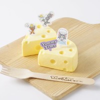 アニメでおなじみの穴あきチーズそっくりです！（提供写真）