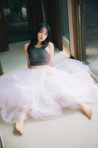 「桜井日奈子2024カレンダーブック（仮）」(東京ニュース通信社刊)より