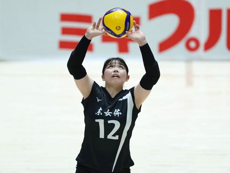 バレー - 東京女子体育大・菊田美優と二宮みずき 10年間の最後につかん