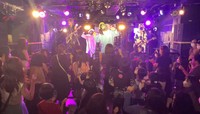 ライブは50分間。終始なごやかな雰囲気で行われました。（画像提供：緑川裕宇さん）

