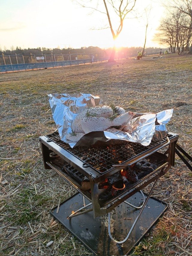 挑戦が始まる…西日がまぶしい…！（画像提供：みねるばさん）