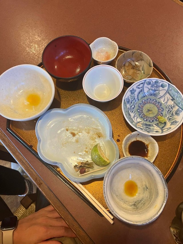 定食はいつも残さず綺麗に完食／ぶりしょの5円くん（@5yen_goen）提供