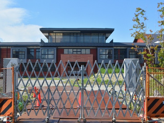 森友学園が建設を進めていた小学校の校舎＝２０１９年７月、大阪府豊中市（朝日新聞）