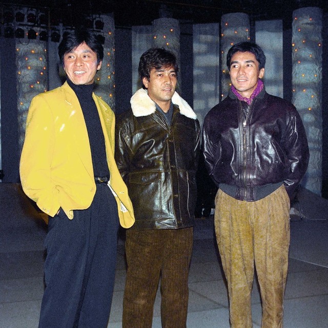 （左から）西城秀樹さん、野口五郎、郷ひろみ＝1994年