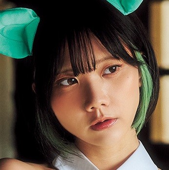 かれしちゃん（撮影：高橋慶佑　ヘアメイク：田森春菜　スタイリング：角藤智美）