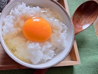 日本食が大好きになった女性が用意したのは…この生卵ひとつ入手するのも大変なんです（提供：ばよりんさん）