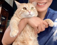 6歳の頃には目の色が変わるほどのシミに（※自撮りのため写真は反転）