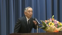 香川・三木町の伊藤新町長が初登庁　元小学校長「住んでみたい町に」