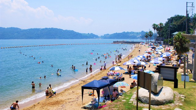 牛窓海水浴場　7月12日海開き　岡山県で2番目に古い海水浴場