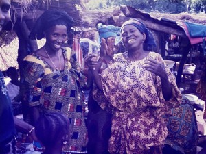 【旅する記者④】ギニアの大地が変えた「人生の景色」　マラリアの窮地を救ったあの国の診療所