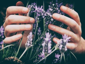 文法はめちゃくちゃかもしれないけれど。勤務先で心ない扱いを受ける彼らのためにできること