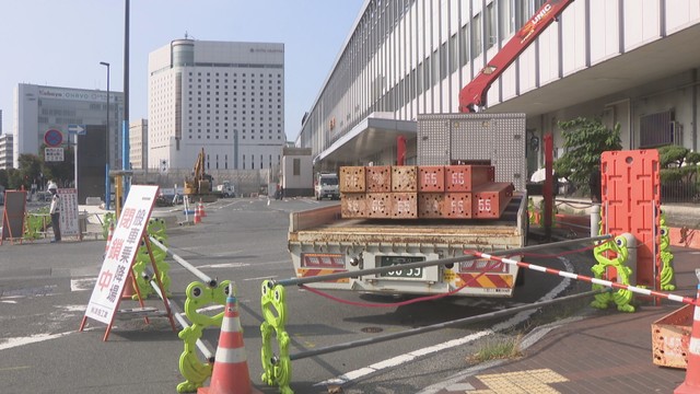 JR岡山駅東口　一般車送迎ゾーンの利用停止　路面電車乗り入れ事業で