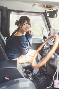 たにりか（谷梨花）の1stデジタル写真集「週末ふたりキャンプ」より＝撮影・藤本和典