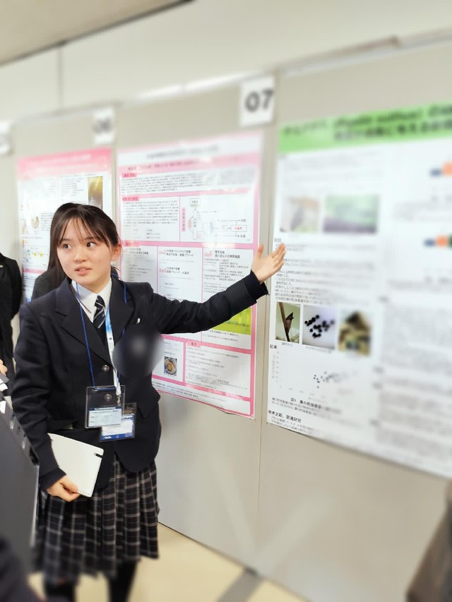 学会発表の様子(中村陽子さん提供)