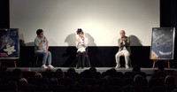 トークイベントの壇上で語り合うで（左から）尾形敏朗氏、志穂美悦子、福永邦昭氏＝都内の目黒シネマ