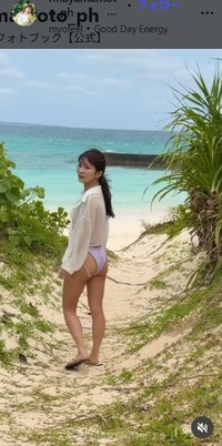 山本里菜1stフォトブック【公式】インスタグラム＠rinayamamoto_phより
