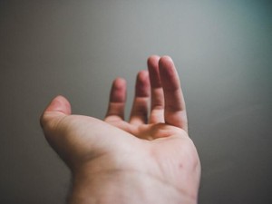 やめかけた手話の勉強。出会ってきた聴覚障害者の人たちを思い出した