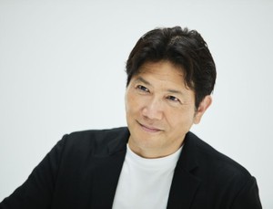 別所哲也さんに聞く寄付と遺贈　「使う」「ためる」「寄付する」の三つの財布