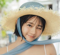 すみぽん1st写真集「offcourt（オフコート）」（扶桑社）アザーカット＝撮影：東京祐