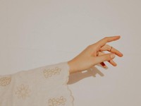 スクールでのエッセイ課題は赤字が多く「やっぱり向いていない」と感じた。だけど